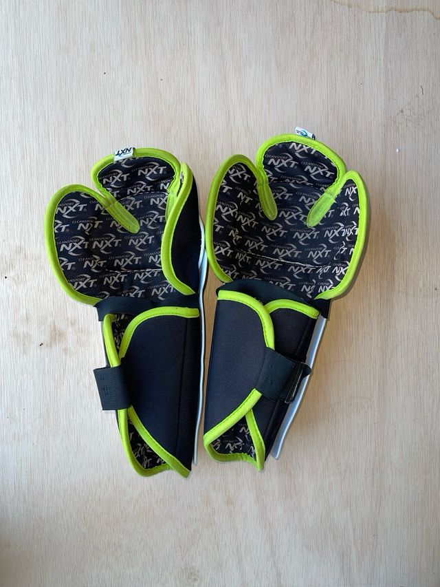 Espinilleras Hockey Winnwell Talla 12”/30cm