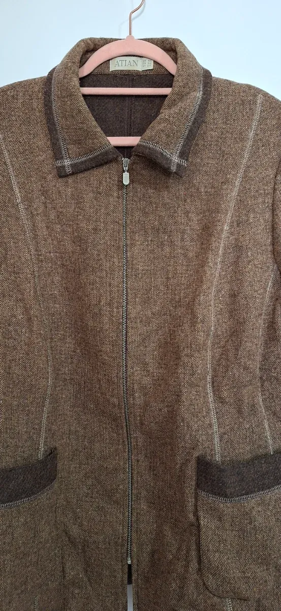 Abrigo Atian mujer marrón cremallera