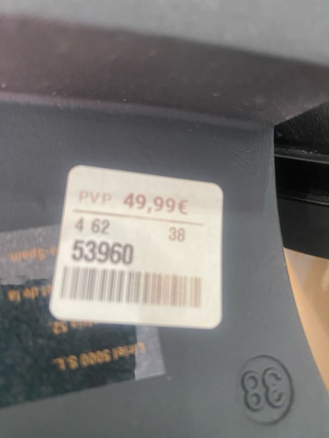 Mocasines negros T-40 nuevos con etiqueta