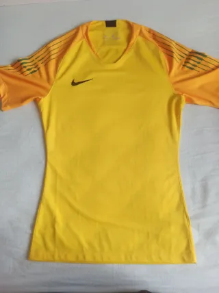 Camiseta Nike Amarilla