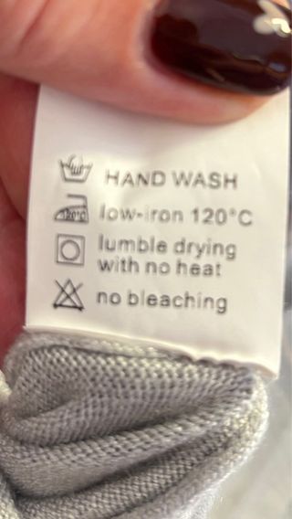 Chaleco de punto gris con encaje,