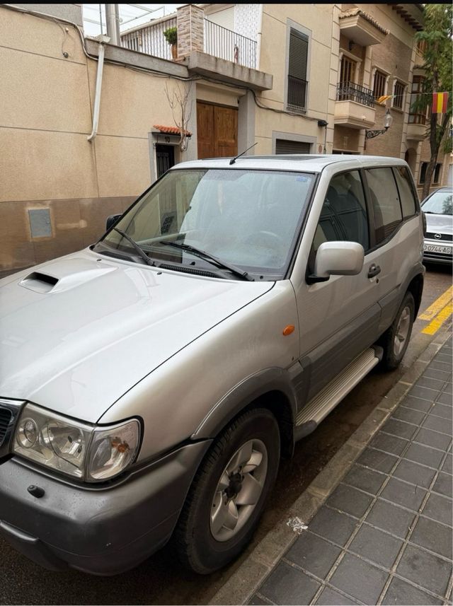 Nissan Terrano II 3.0