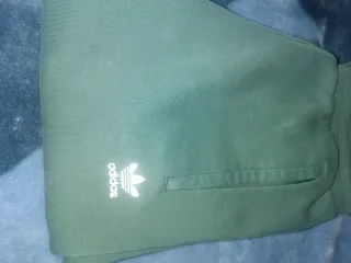 Pantalones chándal Puma negros y grises. 6 unidade