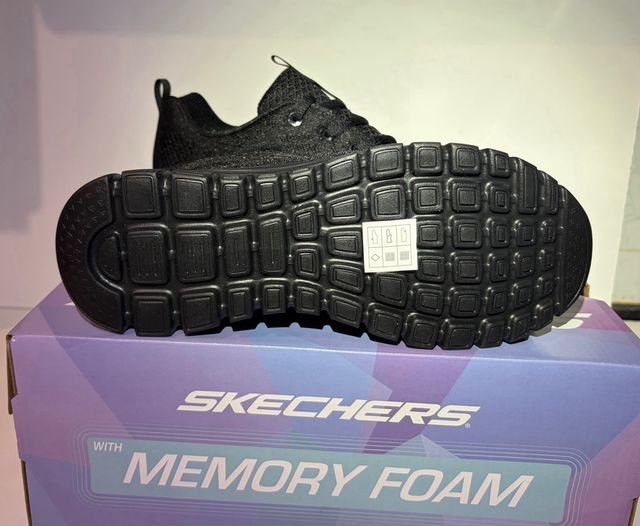 Sneakers Skechers nere con Memory Foam