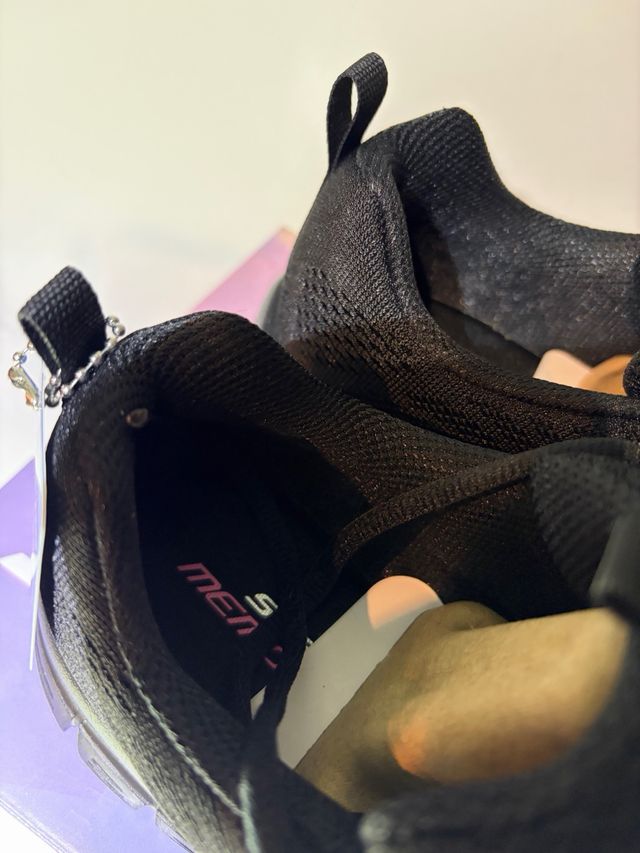 Sneakers Skechers nere con Memory Foam