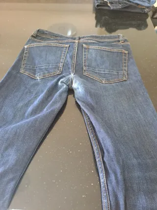 Vaqueros pitillo hombre azul