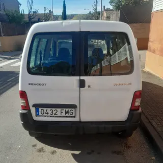 Alquiler economico Peugeot€20/2h €30/4h.6h:€40 8h