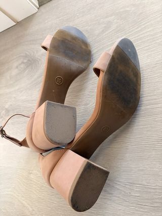 Sandalias Merona de tacón bajo, color nude