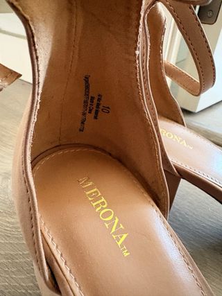 Sandalias Merona de tacón bajo, color nude