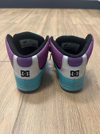 Zapatillas DC Morado y Turquesa Talla 38