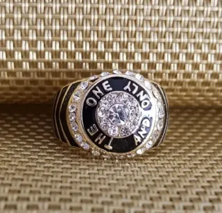 REBAJADO HOY! Anillo con pedrería