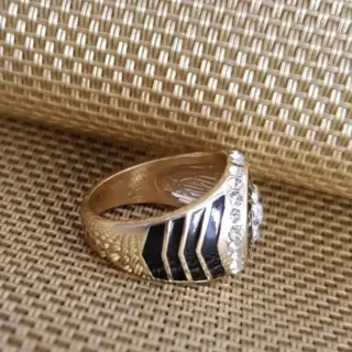 REBAJADO HOY! Anillo con pedrería