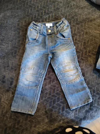 Lote 4 Pantalones Vaqueros Niño Talla 18-24m