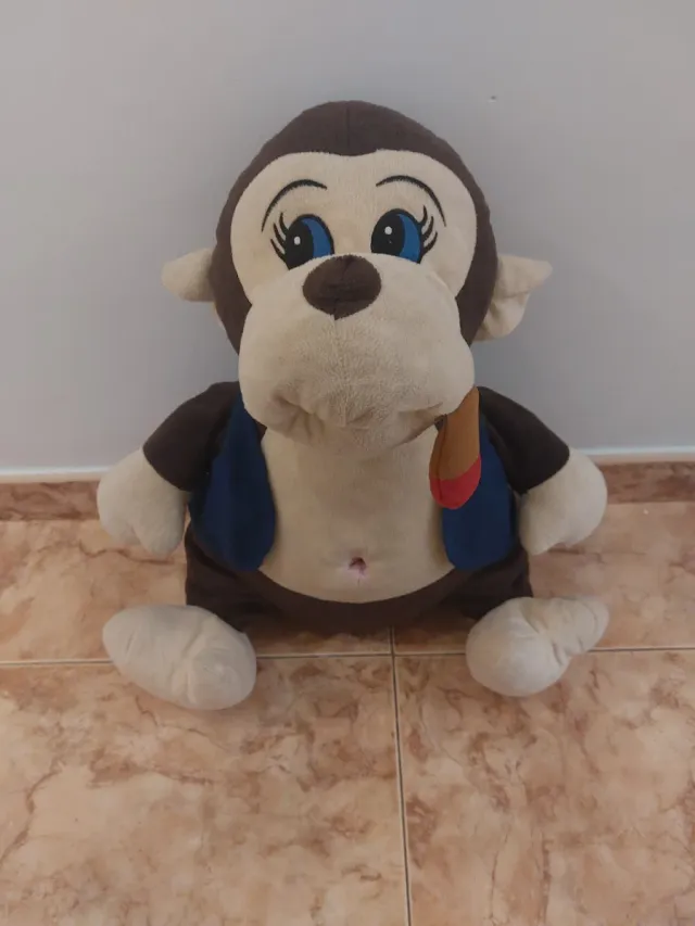 Mono de peluche marrón