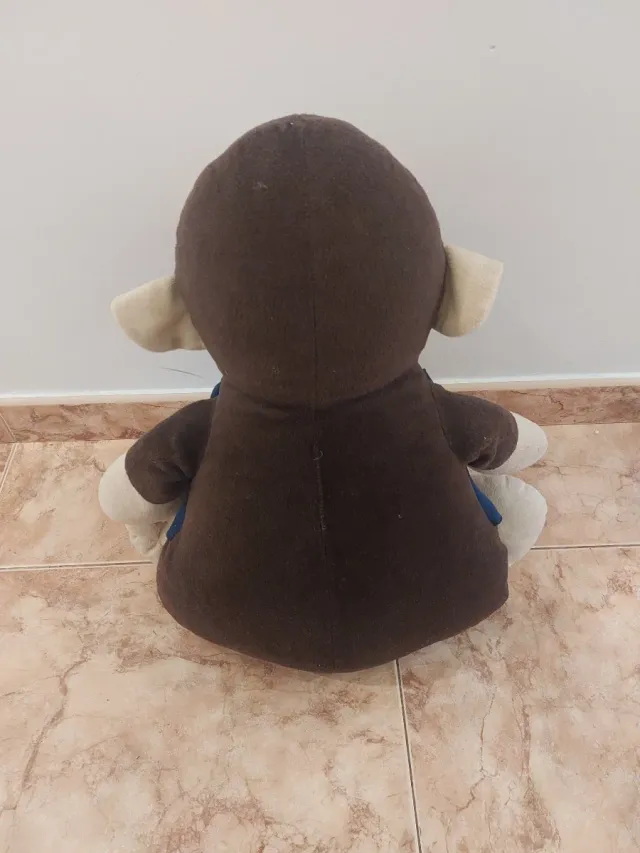 Mono de peluche marrón