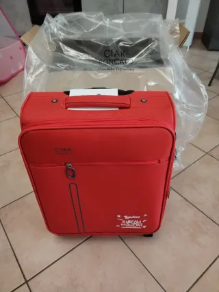 Trolley cabina Roncato rosso nuovo