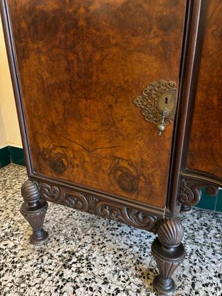 Aparador antiguo años 20 - Pieza única