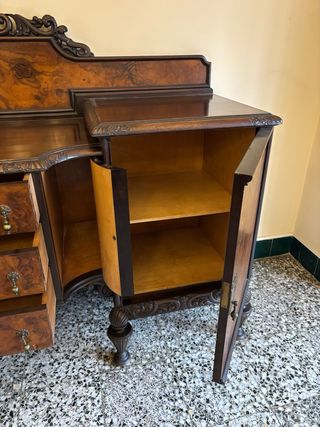 Aparador antiguo años 20 - Pieza única