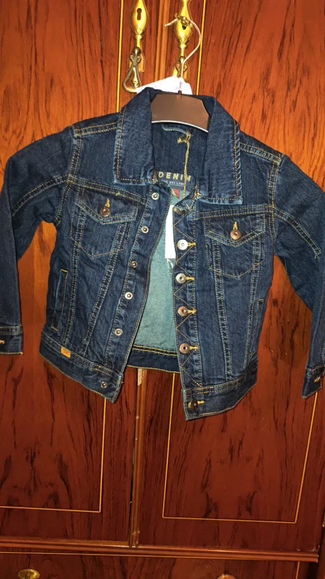 Cazadora vaquera niña