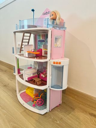 Casa Barriguitas Edificio Loco