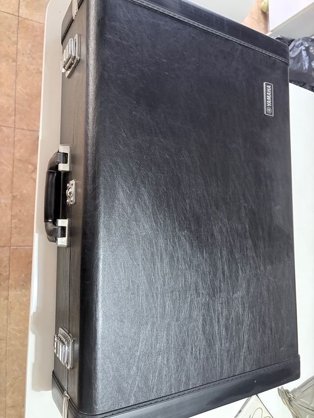 Trompa Doble Yamaha 567D