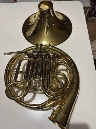 Trompa Doble Yamaha 567D