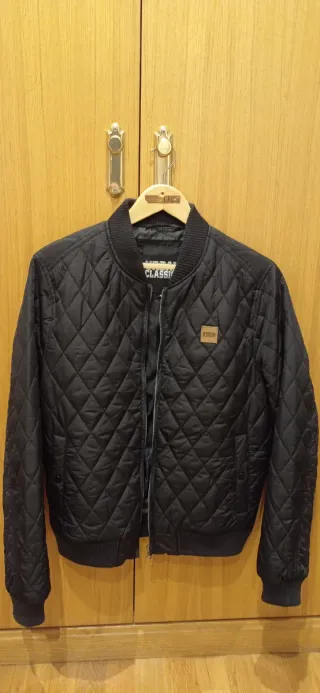 Cazadora bomber acolchada a cuadros