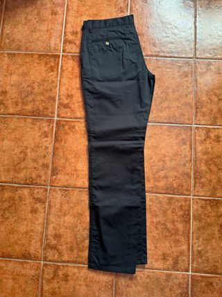 Pantalones chino negros