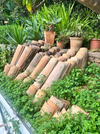 Tejas árabes de barro