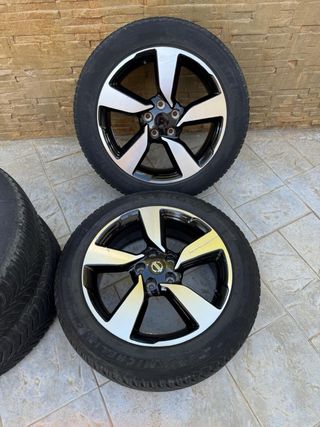 Llantas NISSAN QASHQAI 215/55/R18/99V.