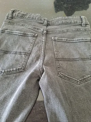 Pantalón pitillo hombre negro