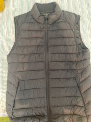 Chaleco acolchado gris chico