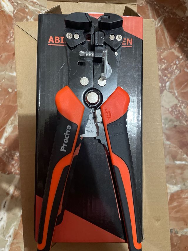 Alicate Pelacables Preciva