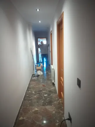 Abrillantados y pulidos de suelos.