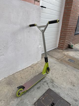 Patinete Scooter Verde y Gris