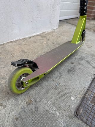Patinete Scooter Verde y Gris