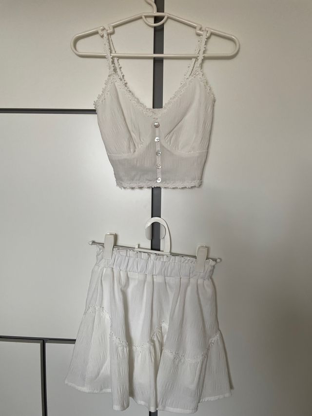 Conjunto SHEIN Top y Falda S