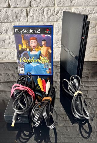 Playstation 2 Slim Nera + Gioco Cinderella