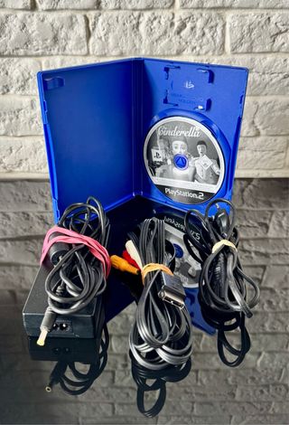 Playstation 2 Slim Nera + Gioco Cinderella