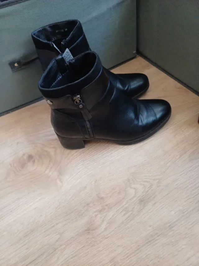 Botines de piel negros talla 38
