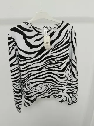 Jersey cebra blanco y negro