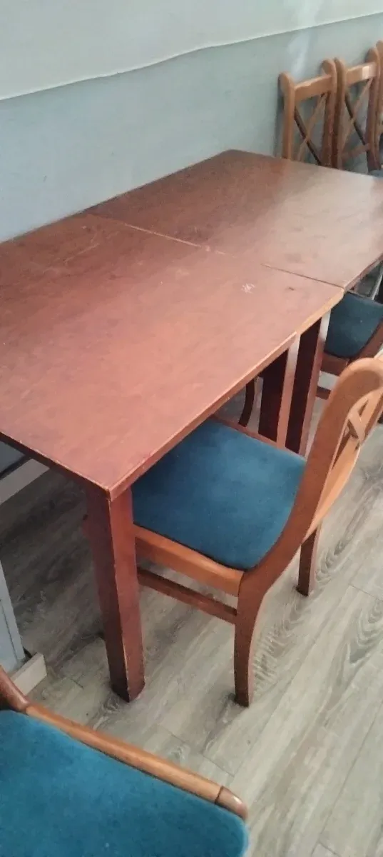 Juego de 2 sillas de comedor madera y tela azul