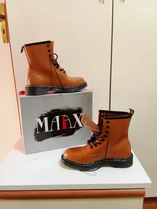 Stivaletti donna camel allacciati num