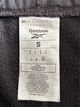 Pantalón chándal Reebok negro