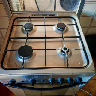 Cocina de gas 4 fuegos