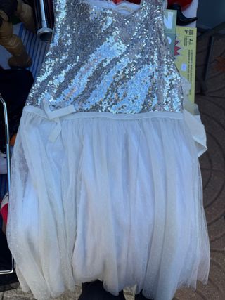 Vestido lentejuelas plateadas y tul blanco 9-10