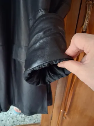 Soprabito in pelle nera