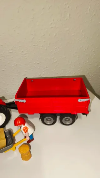 Tractor y remolque Playmobil rojo