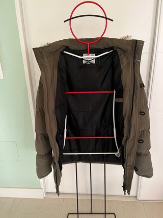 Parka SikSilk verde con Capucha de Pelo