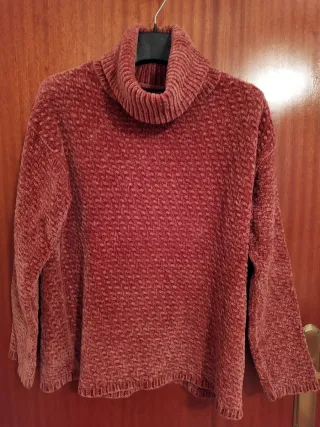 Jersey cuello alto rojo